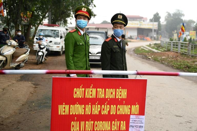 Coronavirus : une première commune placée en quarantaine au Vietnam
