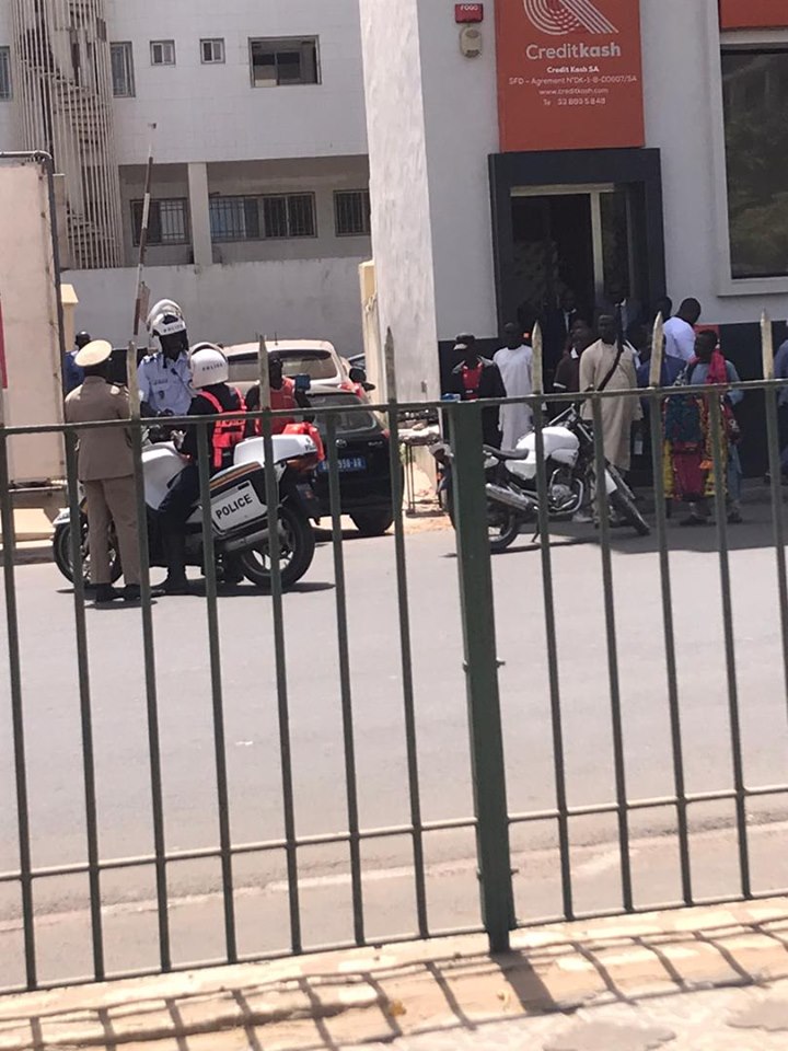Centre-ville : Altercation entre Amoul Yakaar et un gradé militaire….(photos)