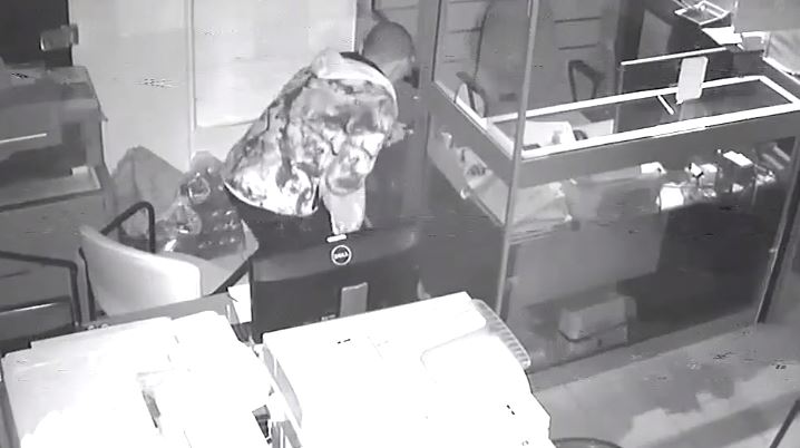 8 millions emportés à la Médina : Le malfaiteur filmé par la surveillance-vidéo