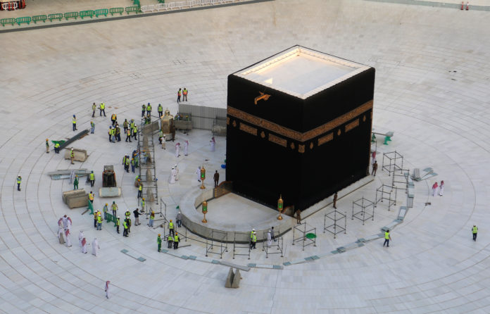 Fermée à cause du coronavirus: La Kaaba va se doter d’un tapis roulant