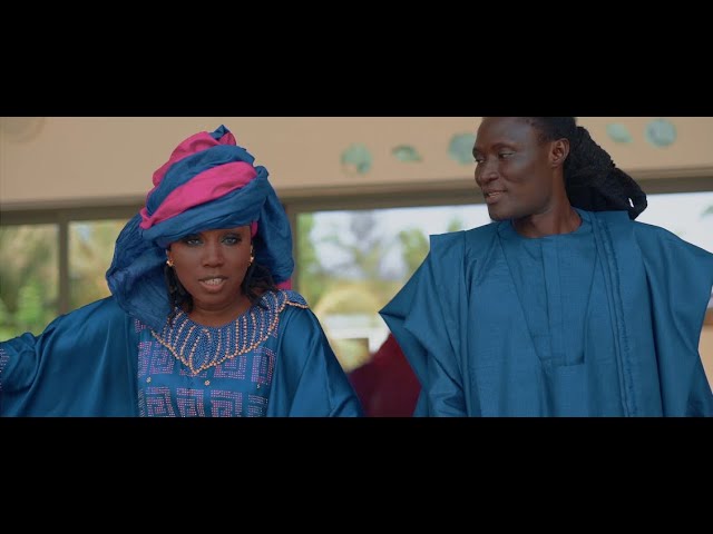 Dame Mbaye Xaalla – « Awo Ak Niarel » feat Badiéne Mbossé