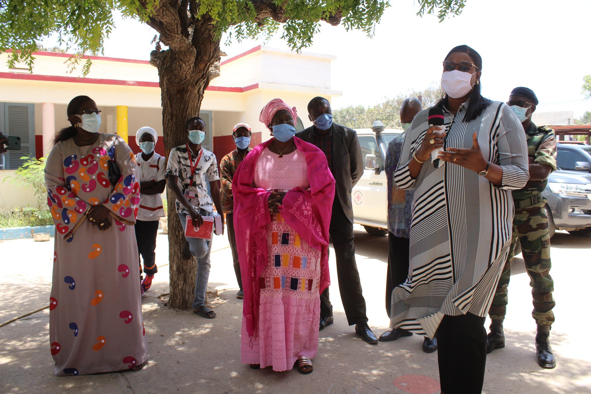 Covid-19:  Visite du ministre Néné Tall et de Dr Marie Khemesse Ngom à la Croix-Rouge…