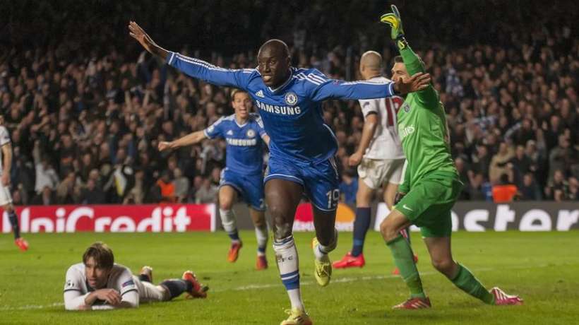 Il y a 6 ans, Demba Ba qualifiait en demi finale Chelsea en éliminant le PSG (vidéo)