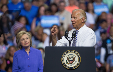 Etats-Unis : Hillary Clinton annonce son soutien à Joe Biden…