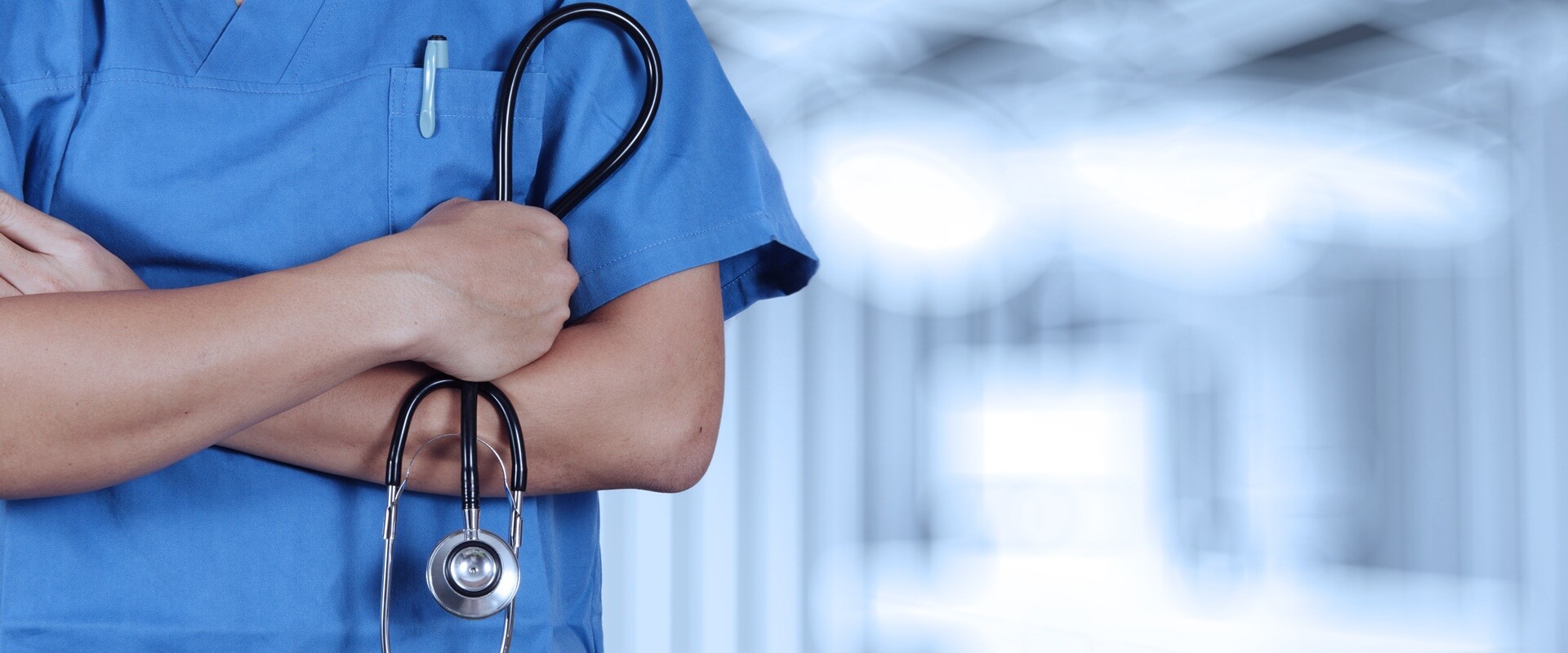 Coronavirus : Retour à la vie normale prévu fin 2021, selon un expert médical américain