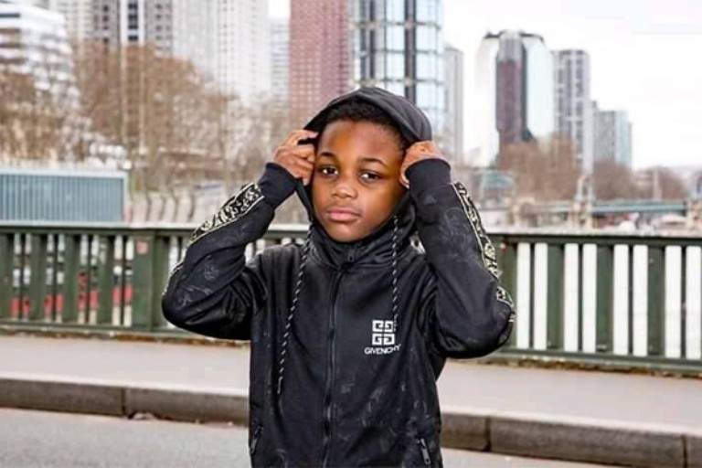 Neuf (9) mois après le décès de son papa : Ezechiel, le fils 8 ans de Dj Arafat, déclare…