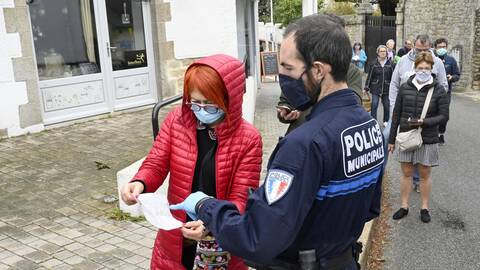 Coronavirus : La France enregistre plus de 130 morts supplémentaires en 24 heures