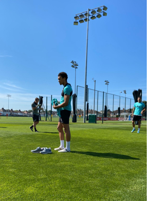 Premier League: Les images de la reprise à Liverpool (Photos & Vidéo)
