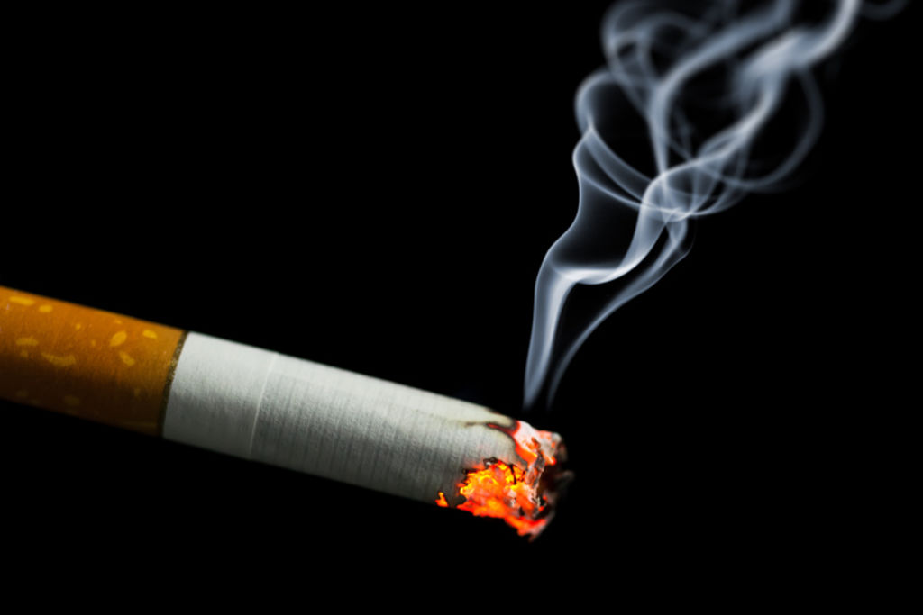 OMS: Le tabac est responsable de 20 % des décès dus aux cardiopathies coronariennes