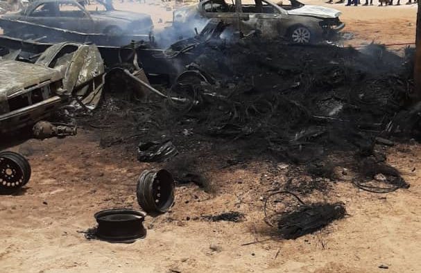 Touba : Trois véhicules et un camion frigorifique partent en fumée
