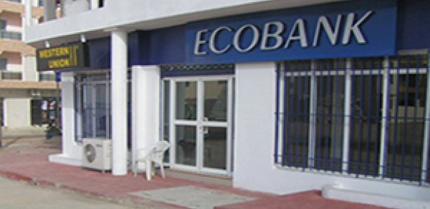 Touba : Un agent de Ecobank testé positif au Covid-19, le personnel remplacé