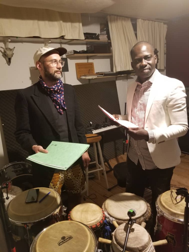 (03) Photos : Le percussionniste Bakane Seck dépose ses valises en Allemagne pour un nouveau contrat