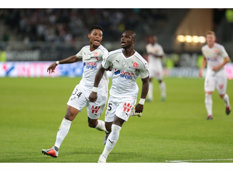 Ligue 1: Amiens et Toulouse échappent à la relégation