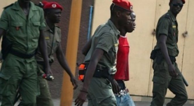 Banditisme à Saly : 25 maisons cambriolées par 8 malfaiteurs dont 2 filles de 21 et 22 ans…