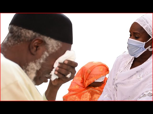 (Vidéo) : Après avoir reconverti une femme, Oustaz Alioune Sall verse de chaudes larmes