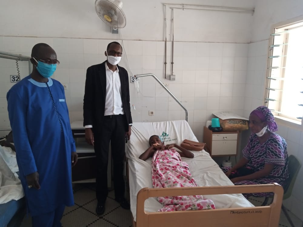 Agressé et blessé par un fou errant : Comment Habib Niang a sauvé la vie de Pape Malick Sow(Vidéo)