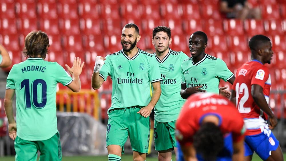 Liga : Le Real est à un match du sacre après sa victoire contre Granada…