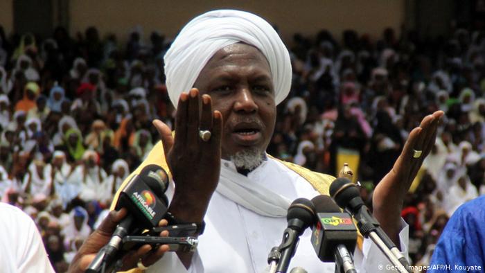 Mali : L’Imam Dicko refait surface et alerte sur la situation du pays