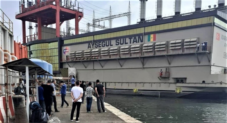 « Alerte danger ! Karpowership ‘gaze’ nos eaux depuis 10 mois… »