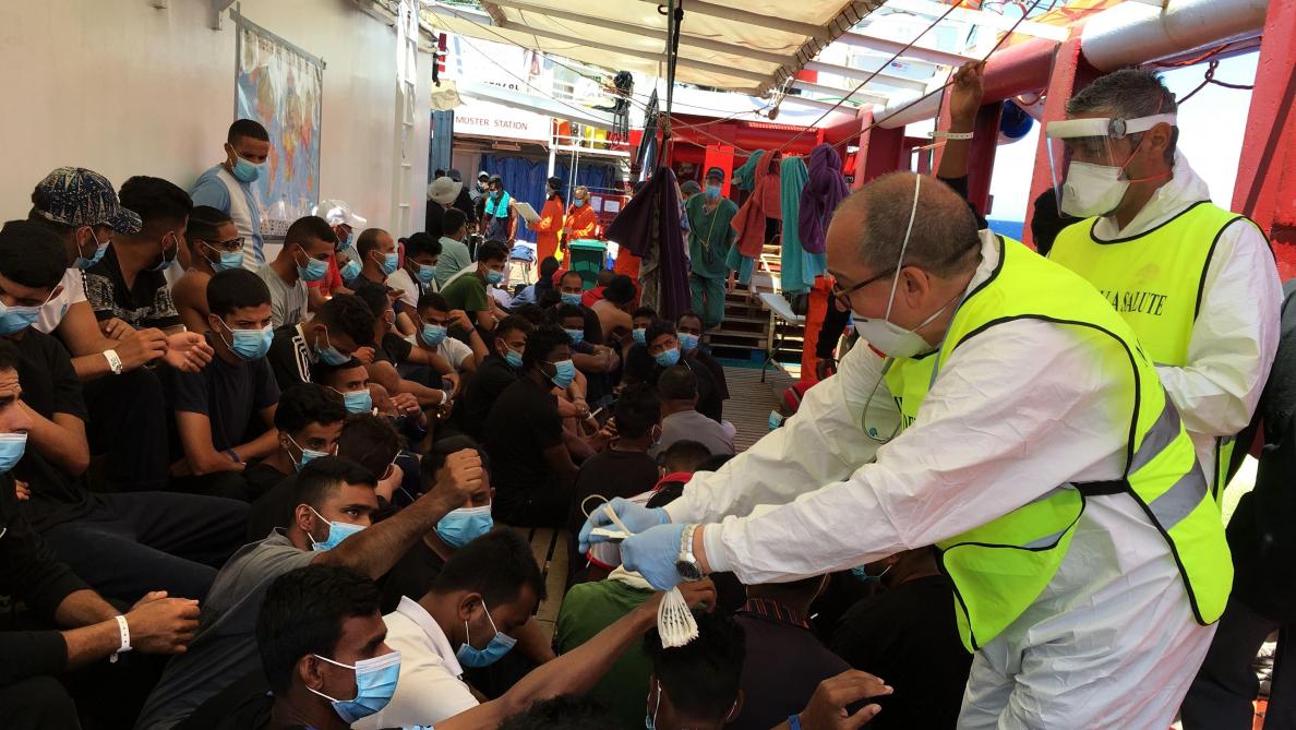 Ocean Viking : Le navire humanitaire autorisé de débarquer les 180 de migrants en Sicile (Italie)