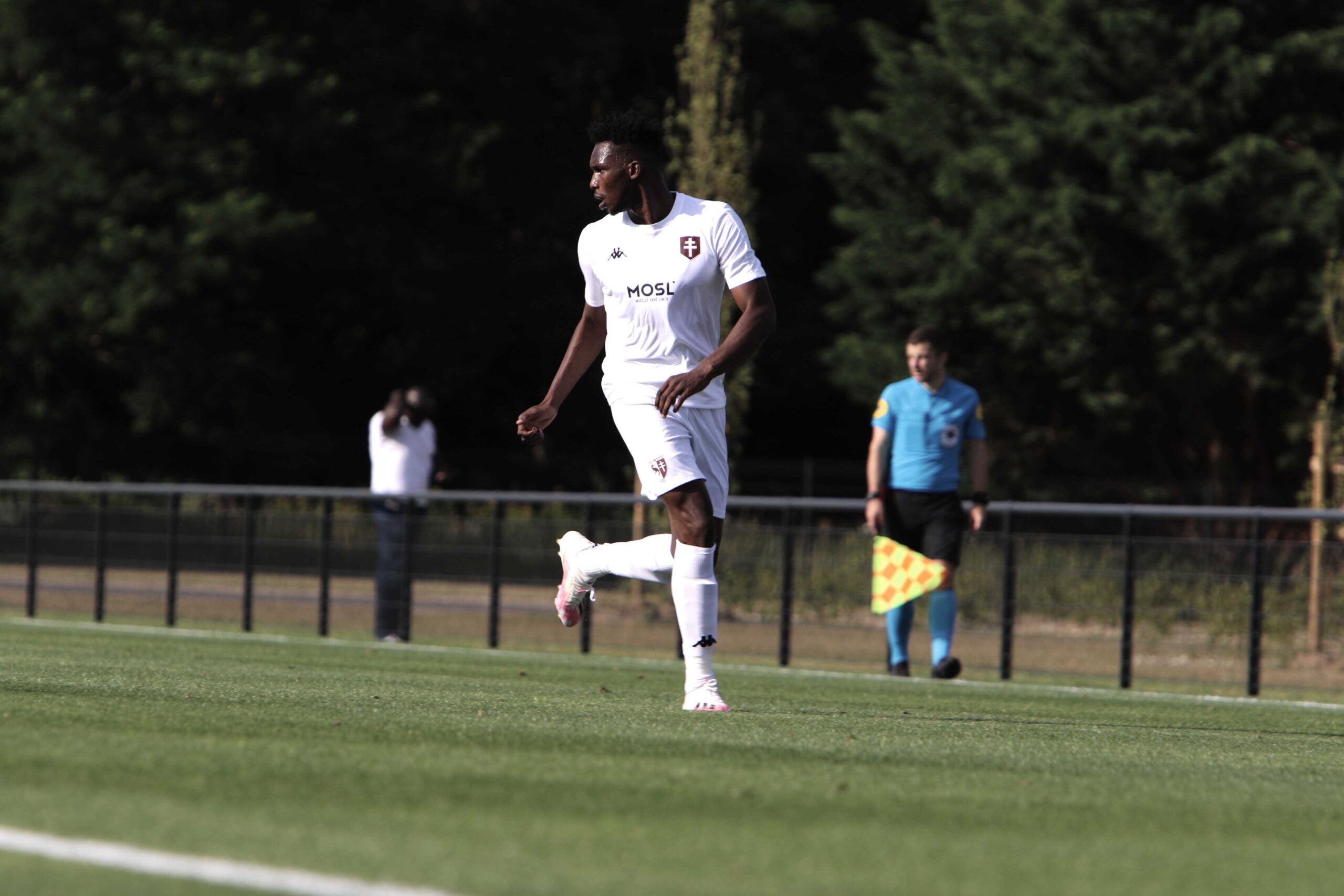 Mercato : Opa Nguette pourrait rebondir en Ligue 2