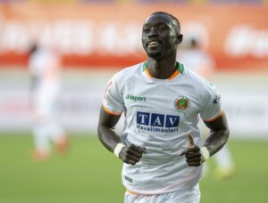 Papiss Cissé : «Mettre en place une Académie au Sénégal, me tient à cœur… »