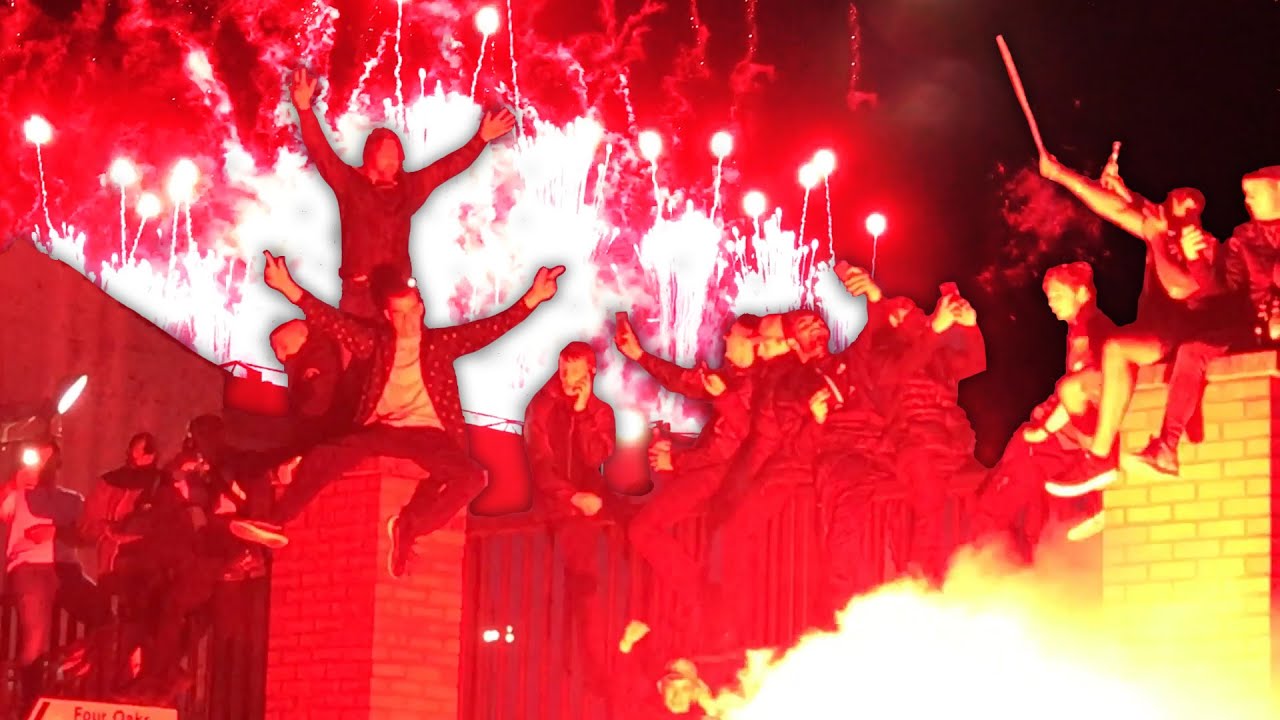 Liverpool condamne les célébrations des supporters à l’extérieur d’Anfield…