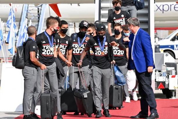 Vainqueurs de la C1, les joueurs du Bayern de retour à Munich, sans leurs supporters