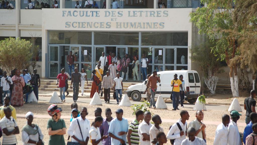 Rentrée Universitaire graduelle : L’Amicale des étudiants de la FLSH crache sur la proposition