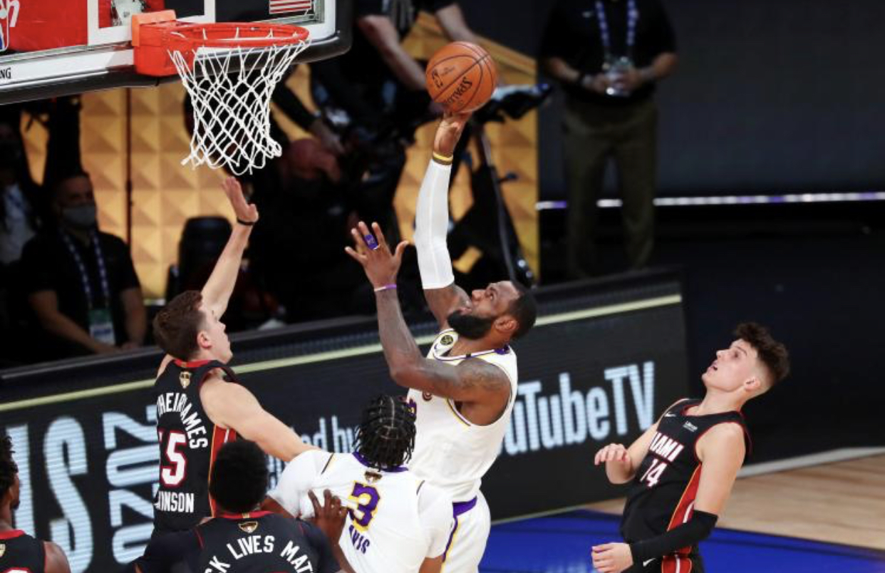 Basket : Dix ans après, les Lakers deviennent champions de la NBA...