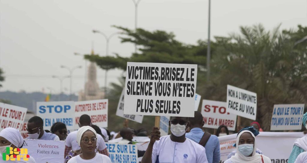 affaire sidiki diabate marche blanche et silencieuse a bamako contre les violences faites aux femmes 1024x546 1