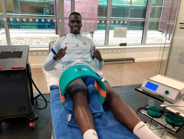 Edouard Mendy réagit après sa blessure: « Tout faire pour revenir plus fort et plus vite »