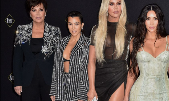 Kim Kardashian : Sa mère Kris Jenner accusée de harcèlement sexuel…