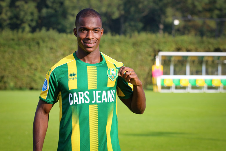 Lassana Faye, arrière gauche Ado Den Haag :  » Je rêve tôt tard de jouer pour le Sénégal »