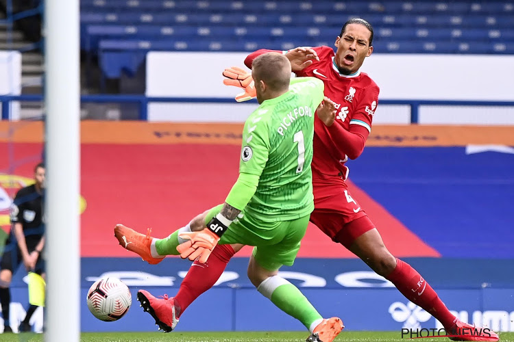 Liverpool : Sorti sur blessure, Virgil van Dijk sera absent 7 à 8 mois (Vidéo)