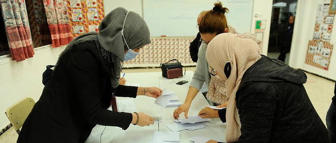 Algérie : boycott massif du référendum constitutionnel pour une « nouvelle République »