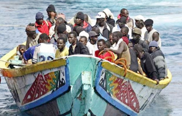 Espagne : Plus de 900 migrants sont arrivés aux Canaries, entre dimanche et mercredi