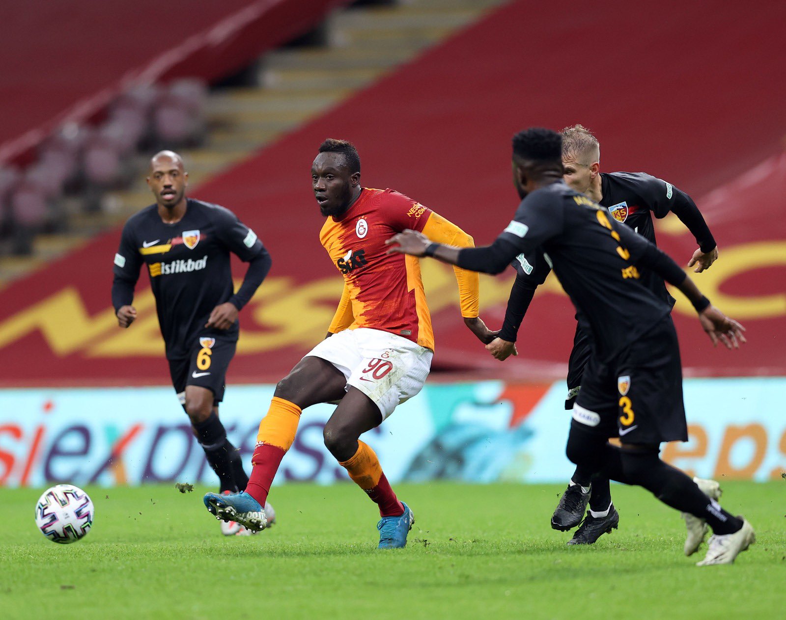 Turquie – Galatasaray: Mbaye Diagne marque son premier but de la saison !