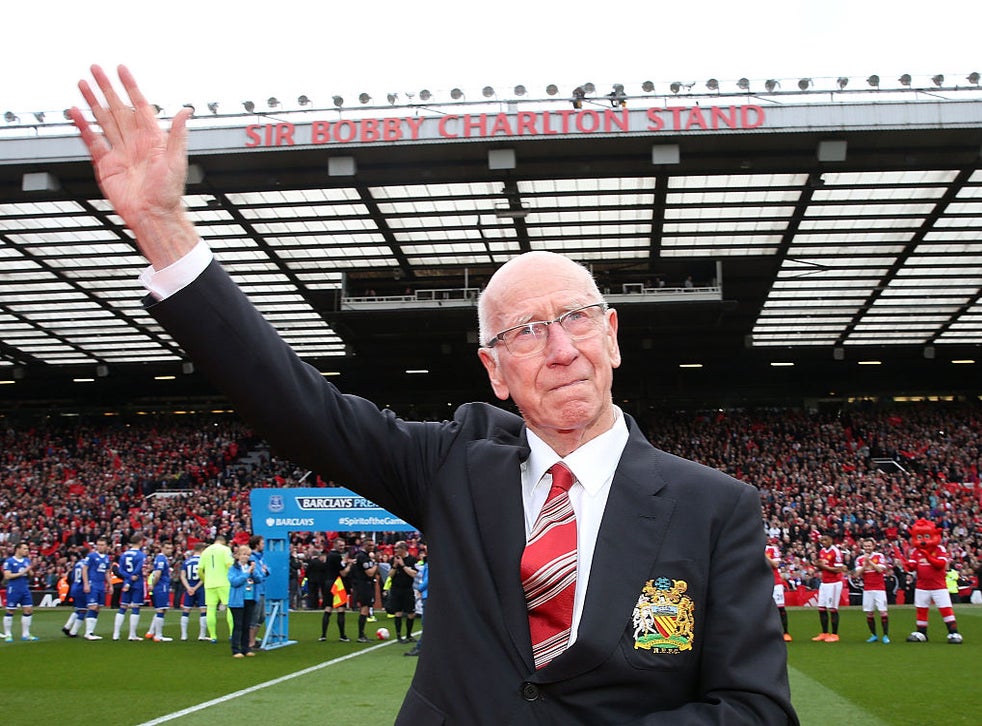 Manchester United : La légende Sir Bobby Charlton souffre de démence