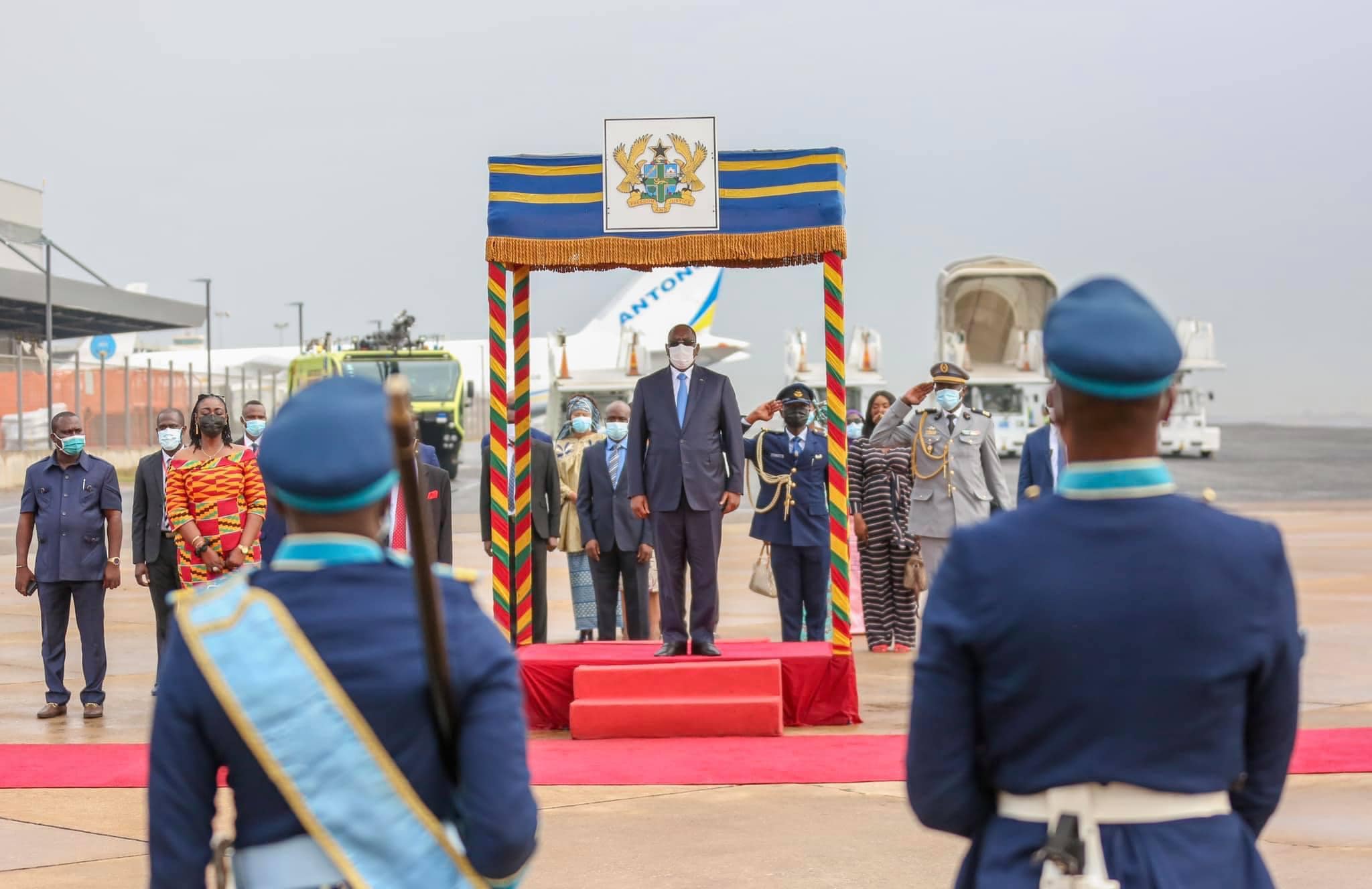 Cérémonie d’investiture : L’arrivée de Macky à Accra…(photos)