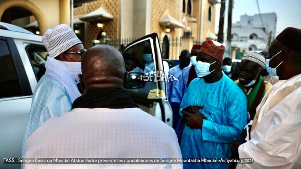 Décès Serigne Abdou Aziz Sy Djamil : Les condoléances du Khalife des Mourides…(Photos)