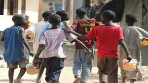 Le jour du jugement dernier, les enfants mendiants témoigneront contre leurs dirigeants