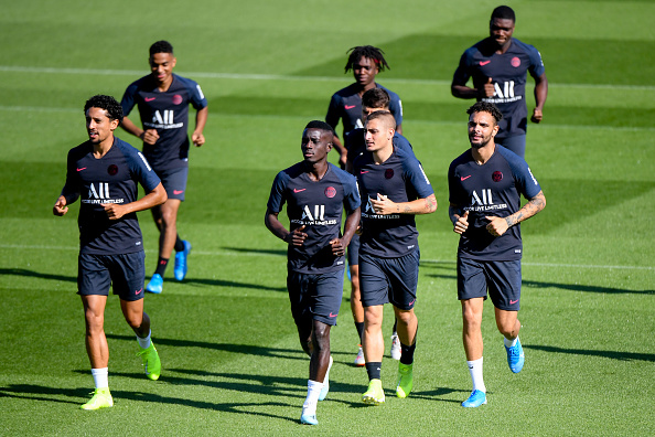 PSG : Idrissa Guèye donne des infos sur l’intimité du vestiaire parisien