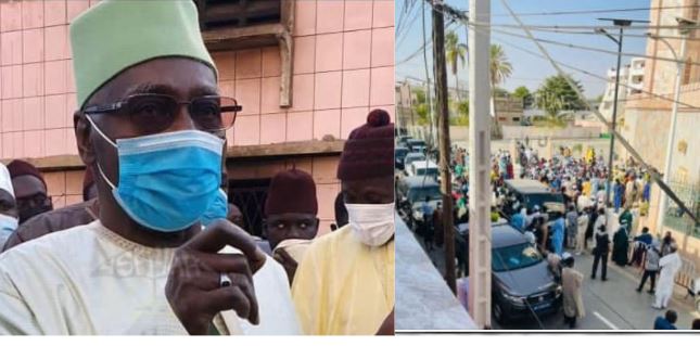 Tivaouane : Le Khalife des Tidianes  à la prière mortuaire de Serigne Abdoul Aziz Sy-photos