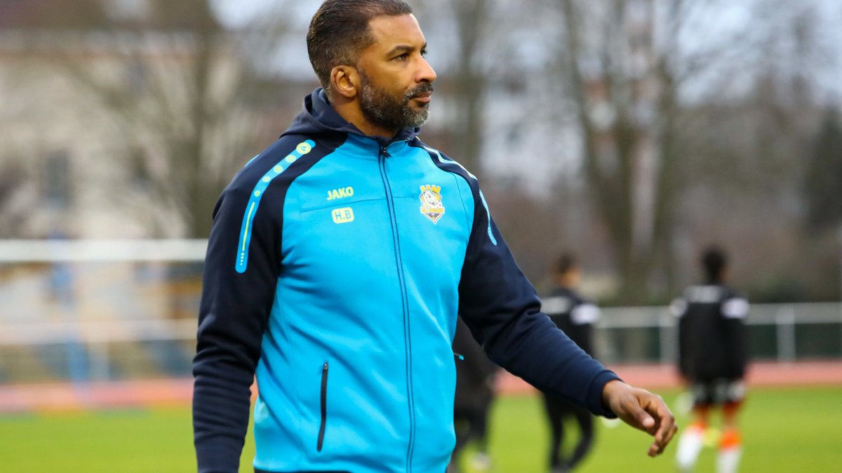 OM: Habib Beye flatté d’être cité parmi les potentiels futurs entraîneurs
