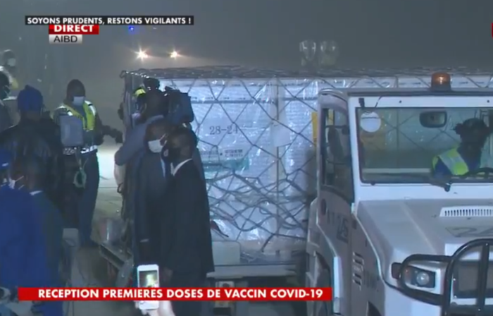 Vaccin anti-Covid : Macky annonce près de 7 millions de doses