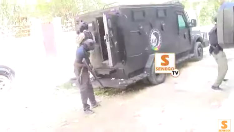 Chez Sonko : A la découverte de la police prête à faire régner l’ordre (Senego)