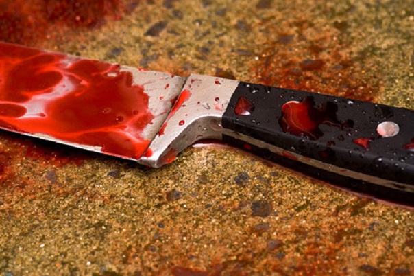 Vélingara : Un apprenti poignarde un passager au cou et à la poitrine…