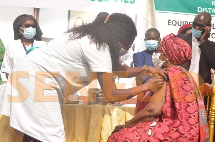 Riposte au Covid-19 : Près de 327.000 Sénégalais déjà vaccinés