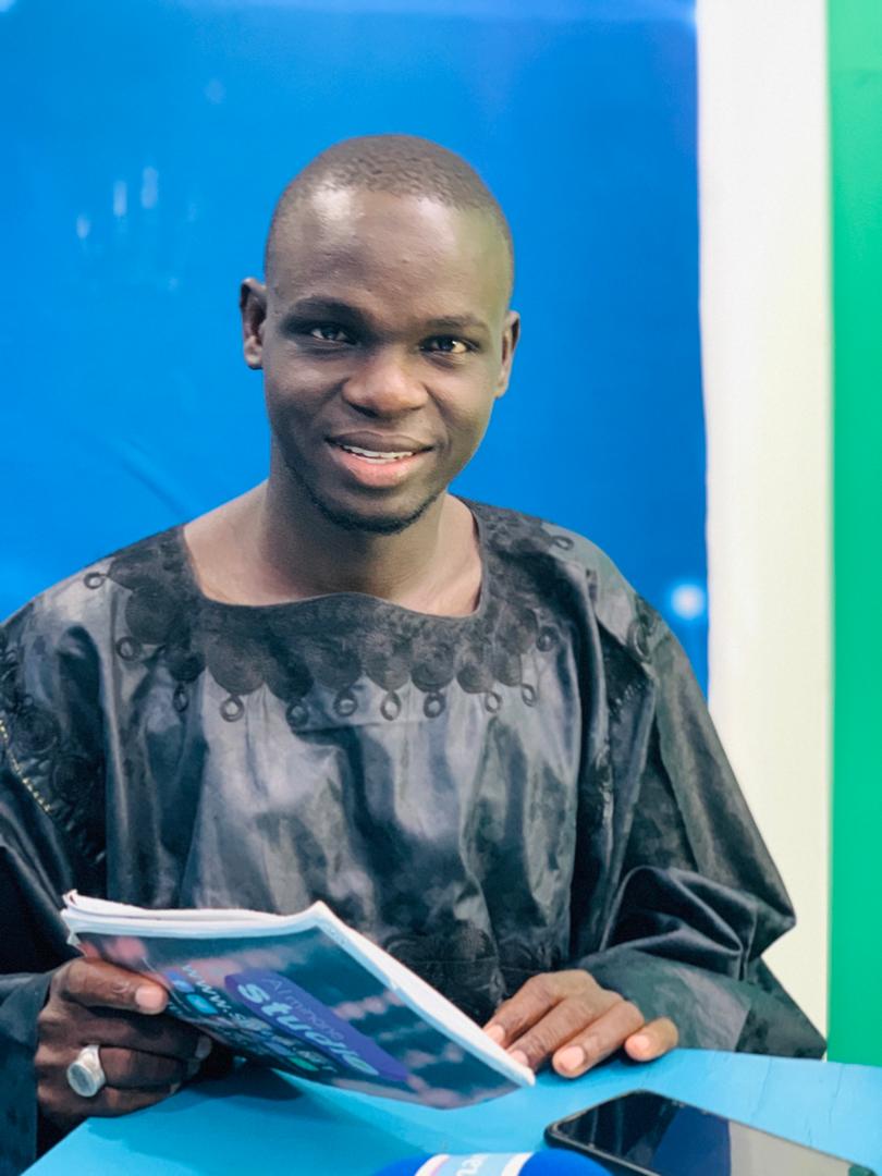 « Chers Etudiants Refusons la Manipulation » (Birane Diop, étudiant)